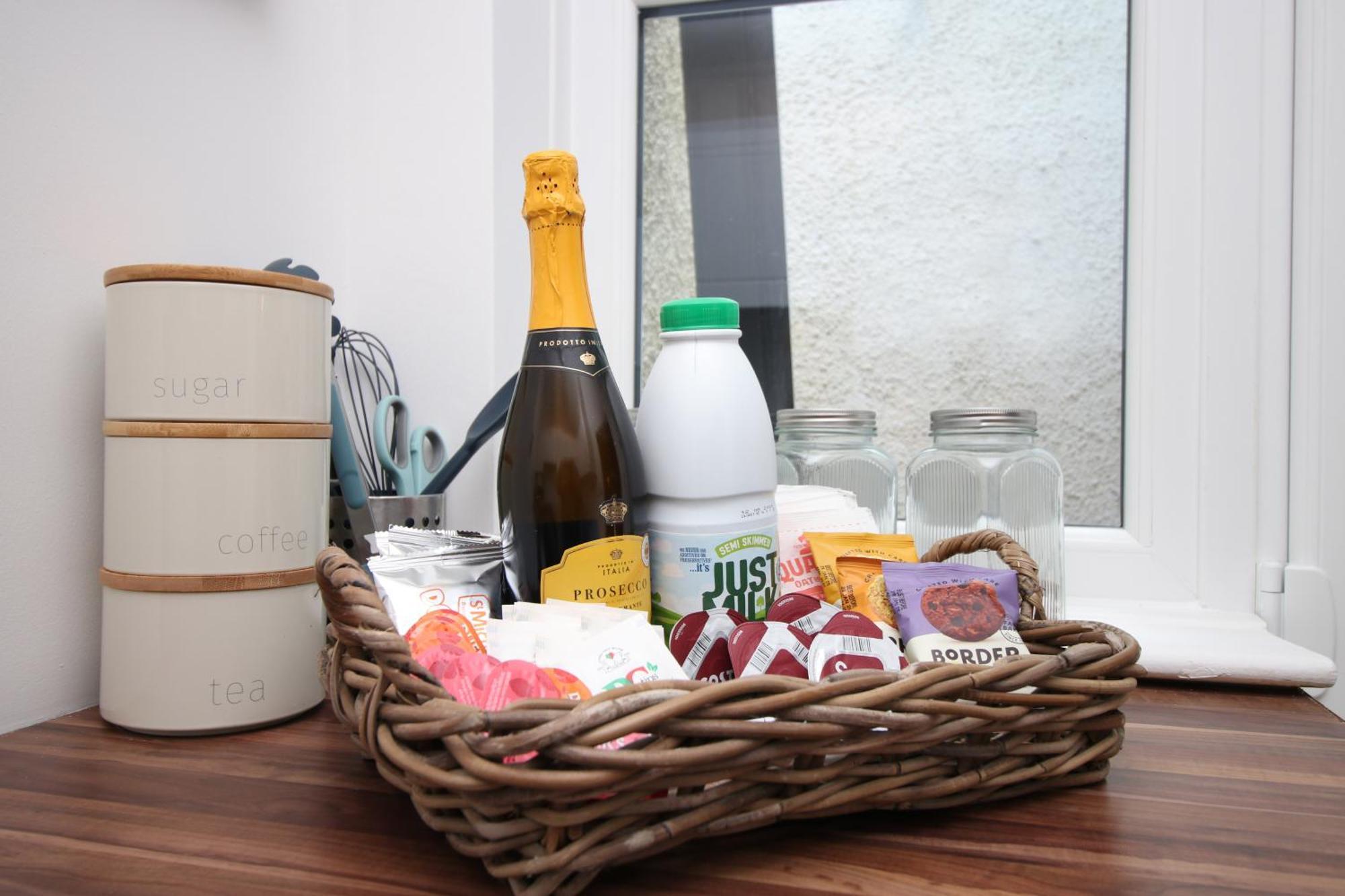 Little Gem In The Mumbles! Fishermans Cottage With Log Burner, Dog Friendly And Welcome Breakfast Hamper! 外观 照片