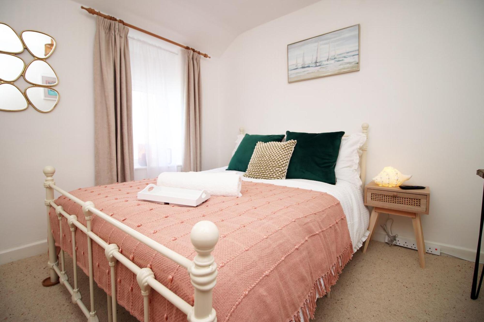 Little Gem In The Mumbles! Fishermans Cottage With Log Burner, Dog Friendly And Welcome Breakfast Hamper! 外观 照片
