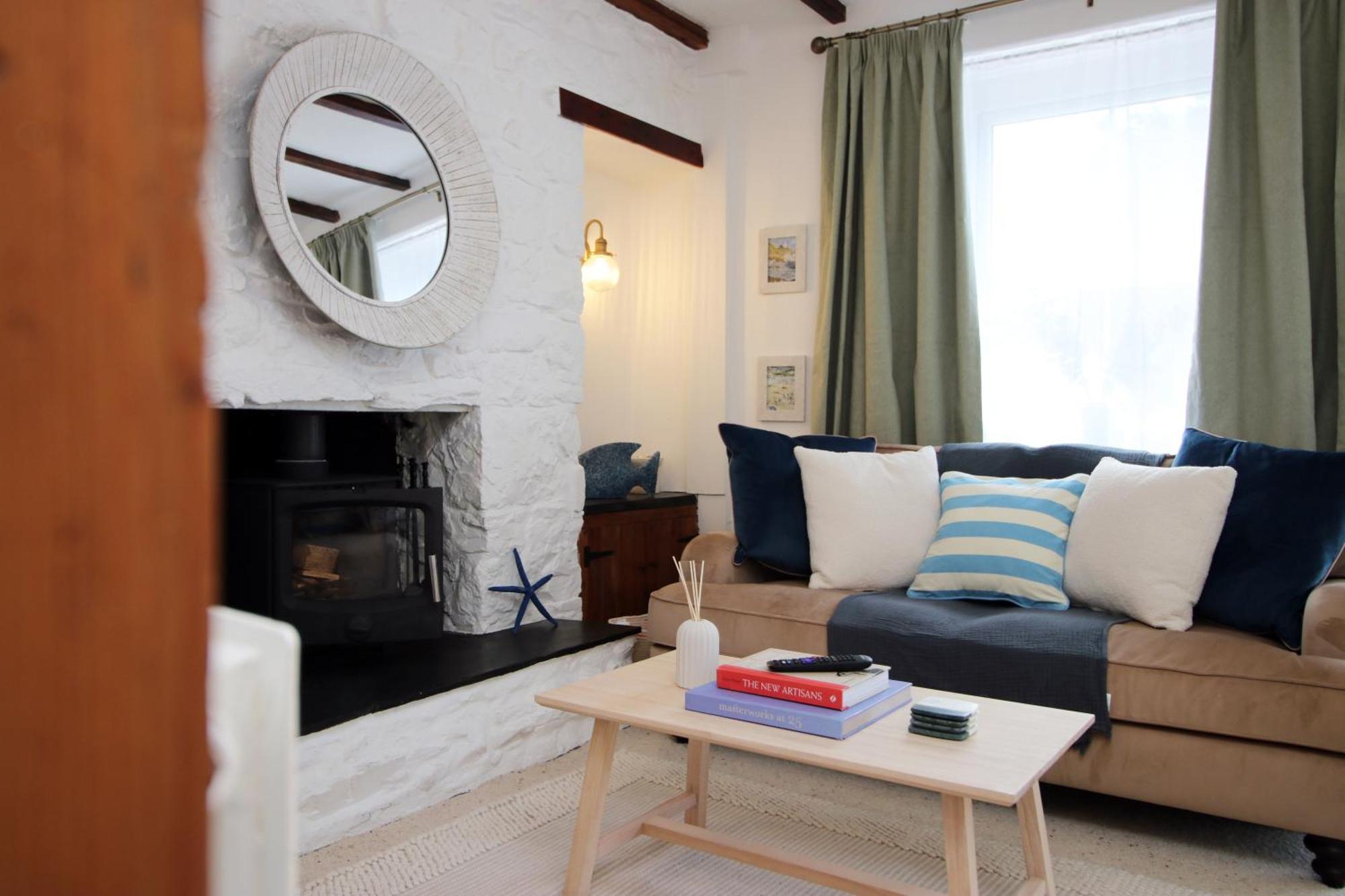 Little Gem In The Mumbles! Fishermans Cottage With Log Burner, Dog Friendly And Welcome Breakfast Hamper! 外观 照片