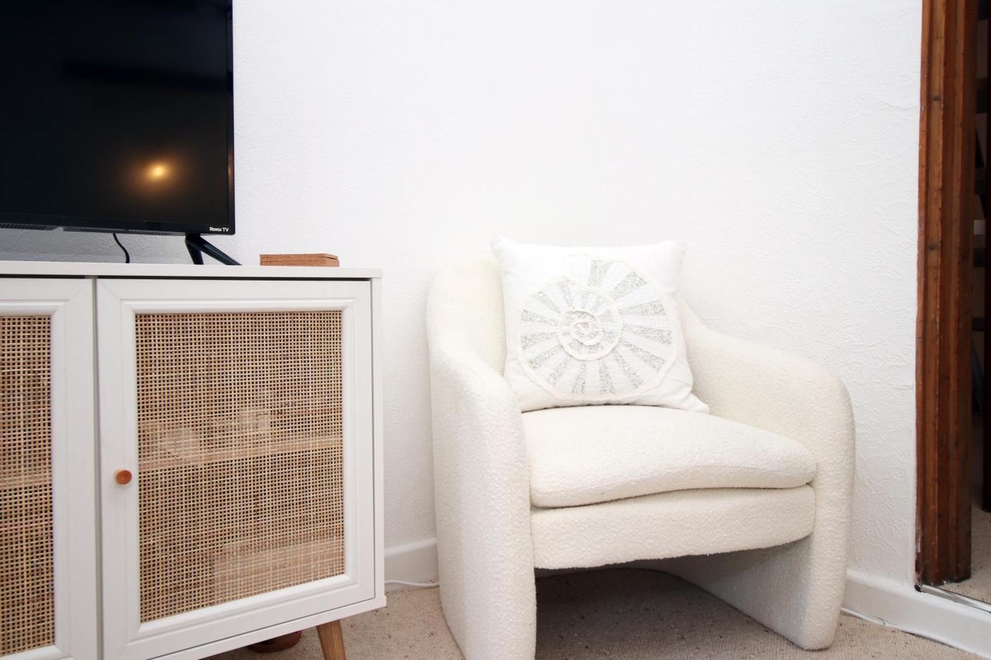 Little Gem In The Mumbles! Fishermans Cottage With Log Burner, Dog Friendly And Welcome Breakfast Hamper! 外观 照片